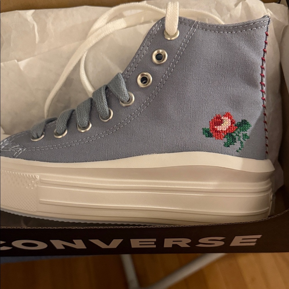 Converse Women's Light Blue Floral High-Tops